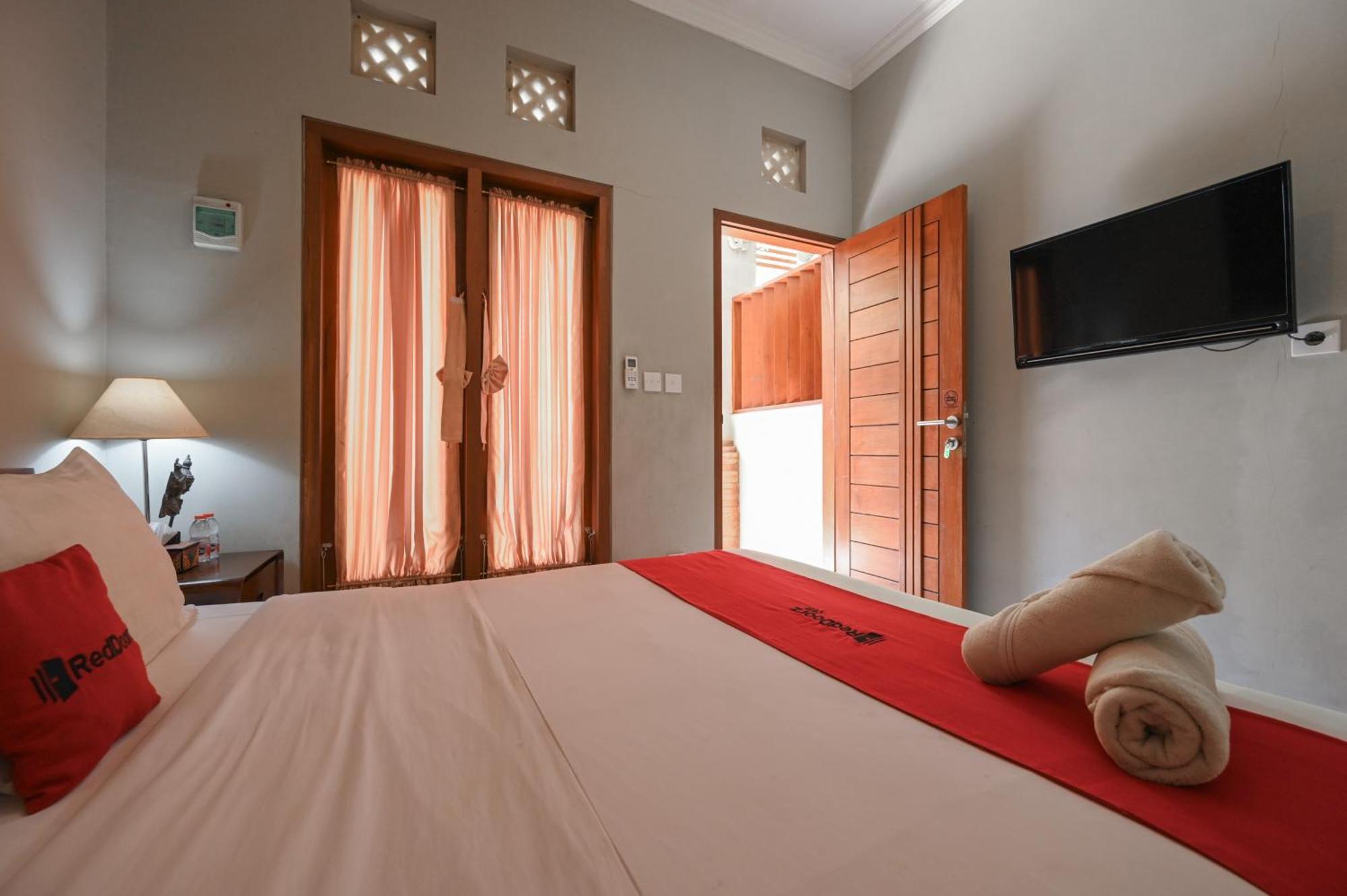 Reddoorz Near Mertasari Beach 2 Pesanggaran Exteriér fotografie